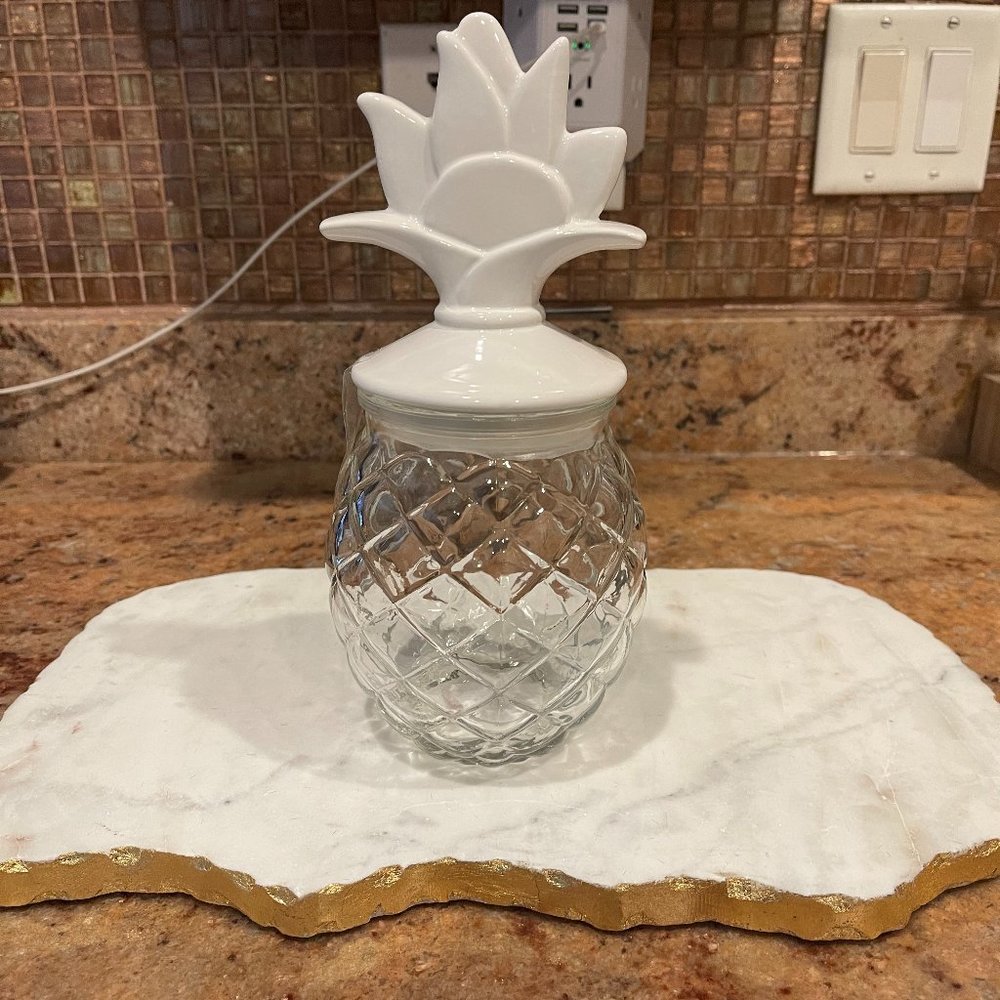 Target Bullseye 2022 Pineapple Glass Canister